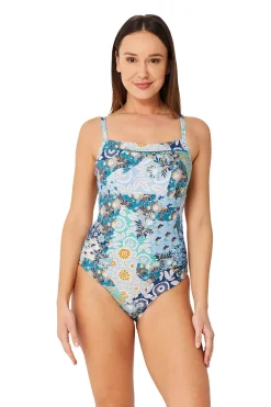 Boheme Up To An F Maillot