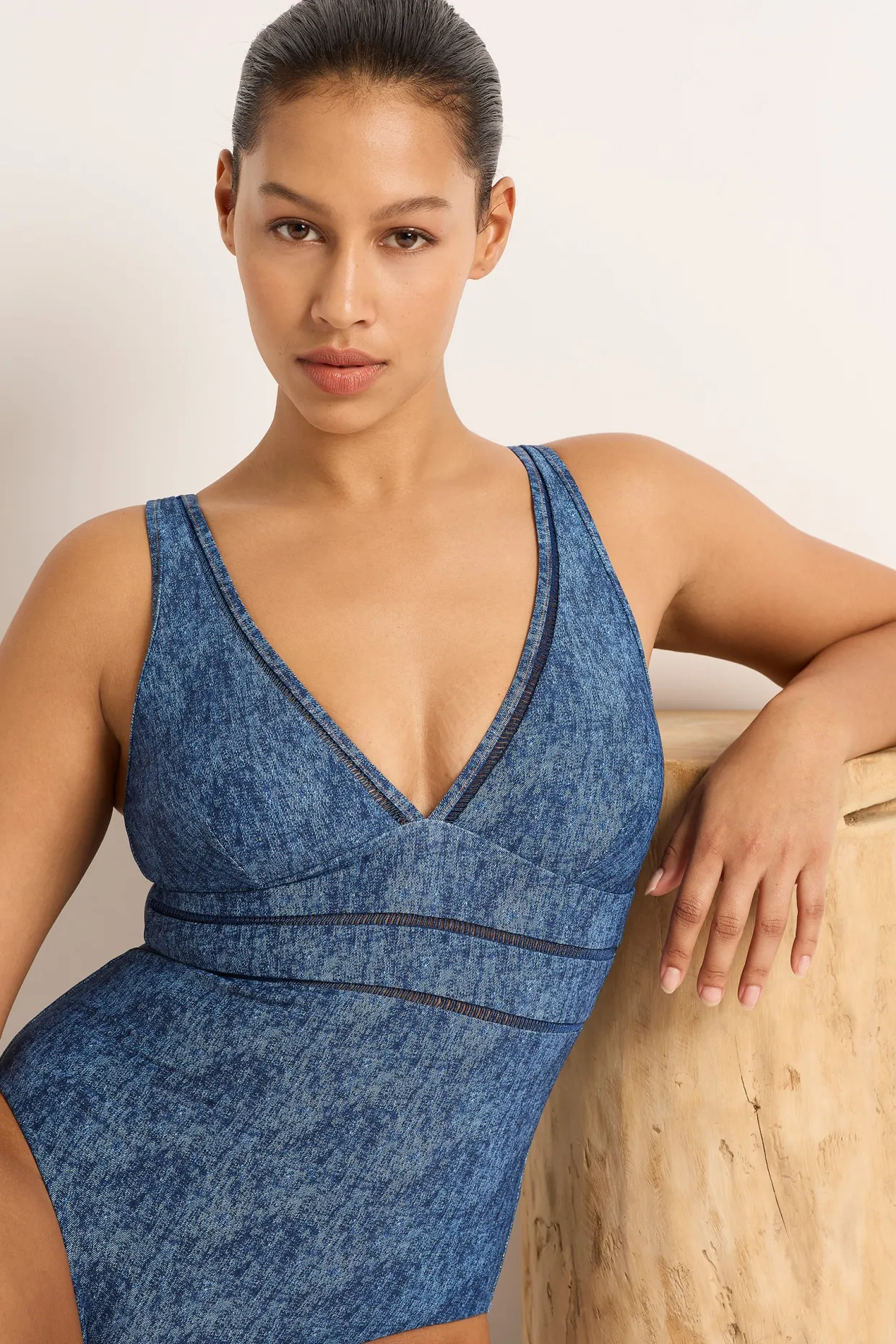 Denny Multi Fit V One Piece