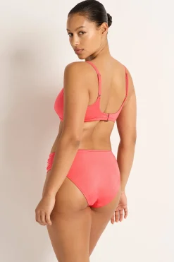 Lustre DD/E Square Neck Crop